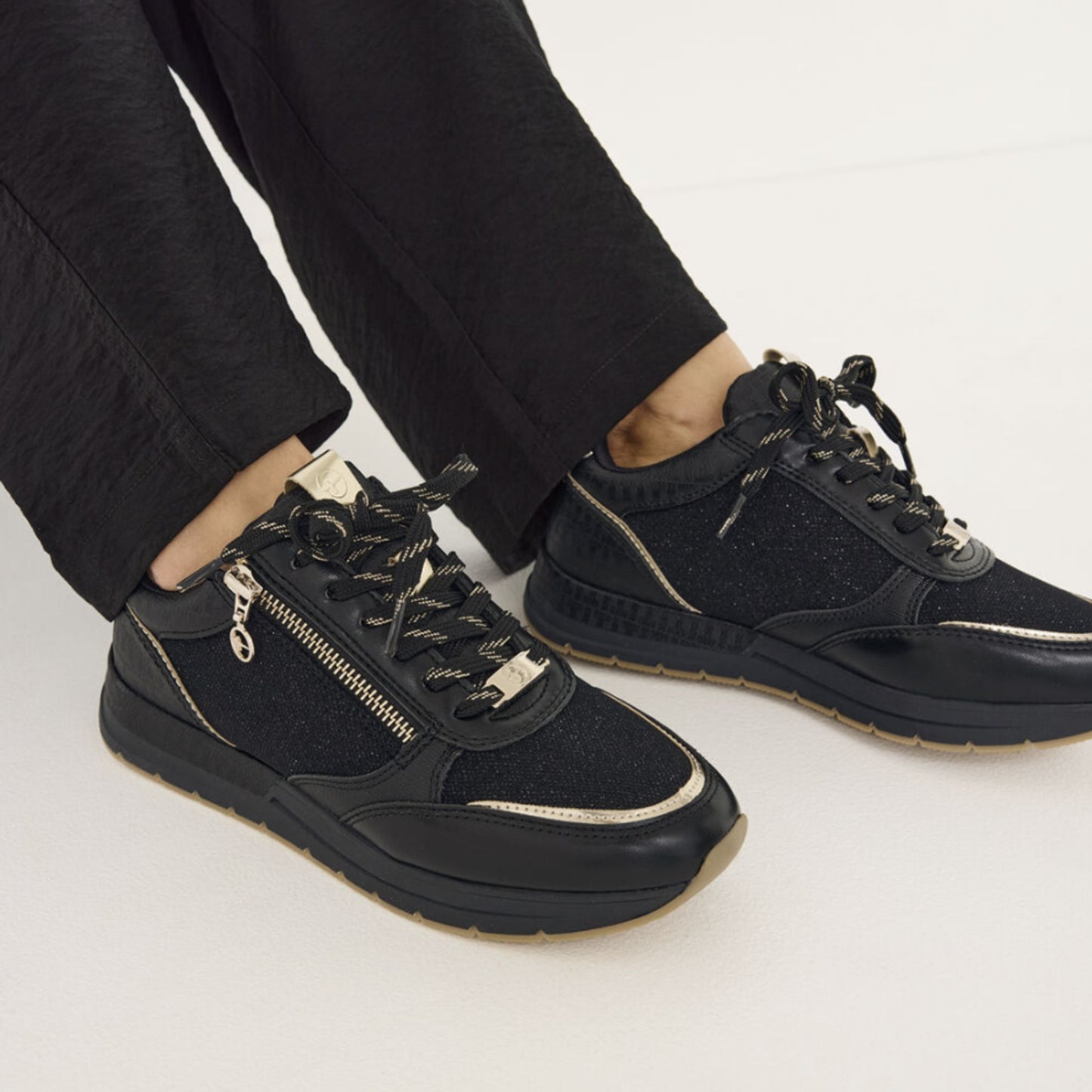 Tamaris Glam Sneaker - Black Comb