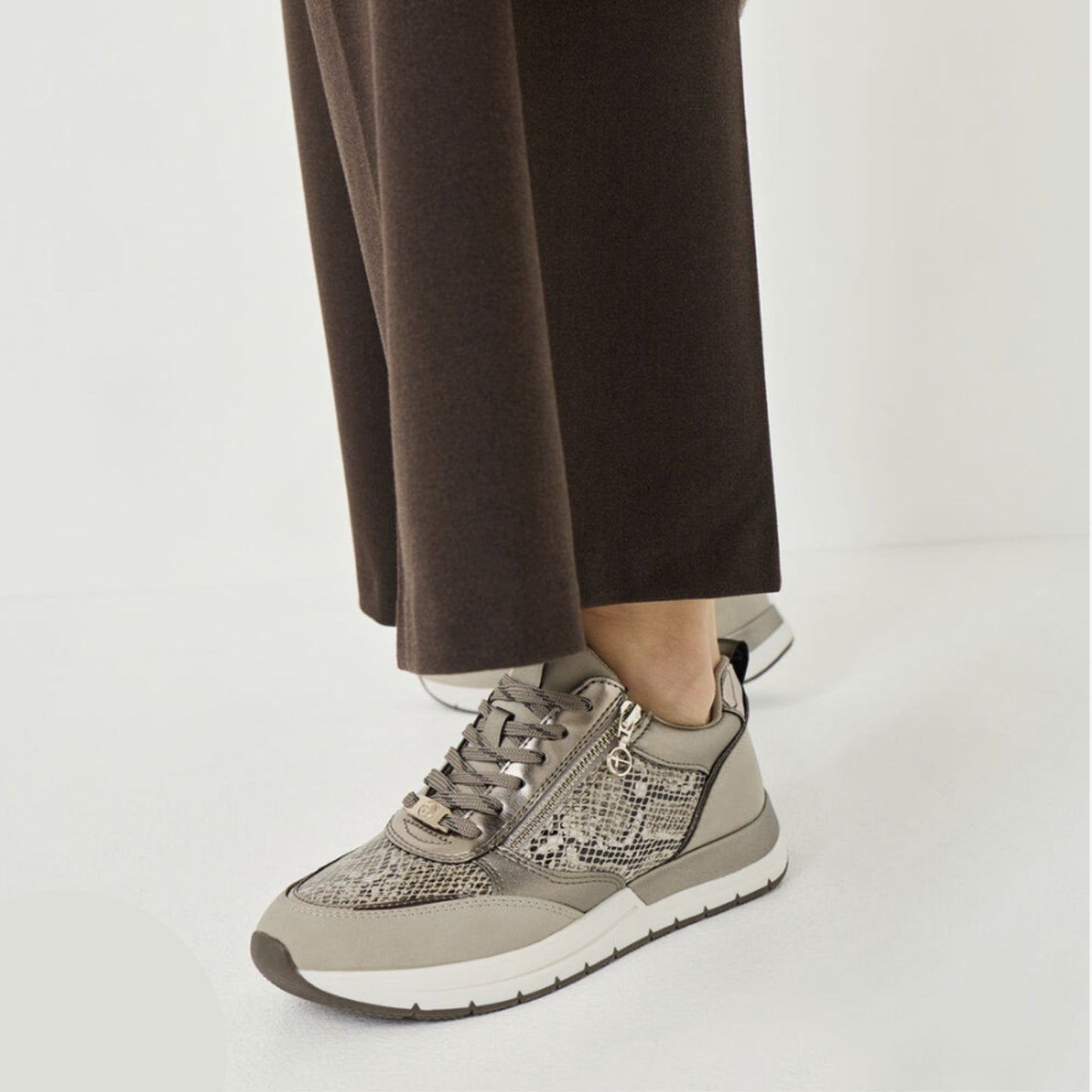 Tamaris Glam Sneaker - Taupe / Snake