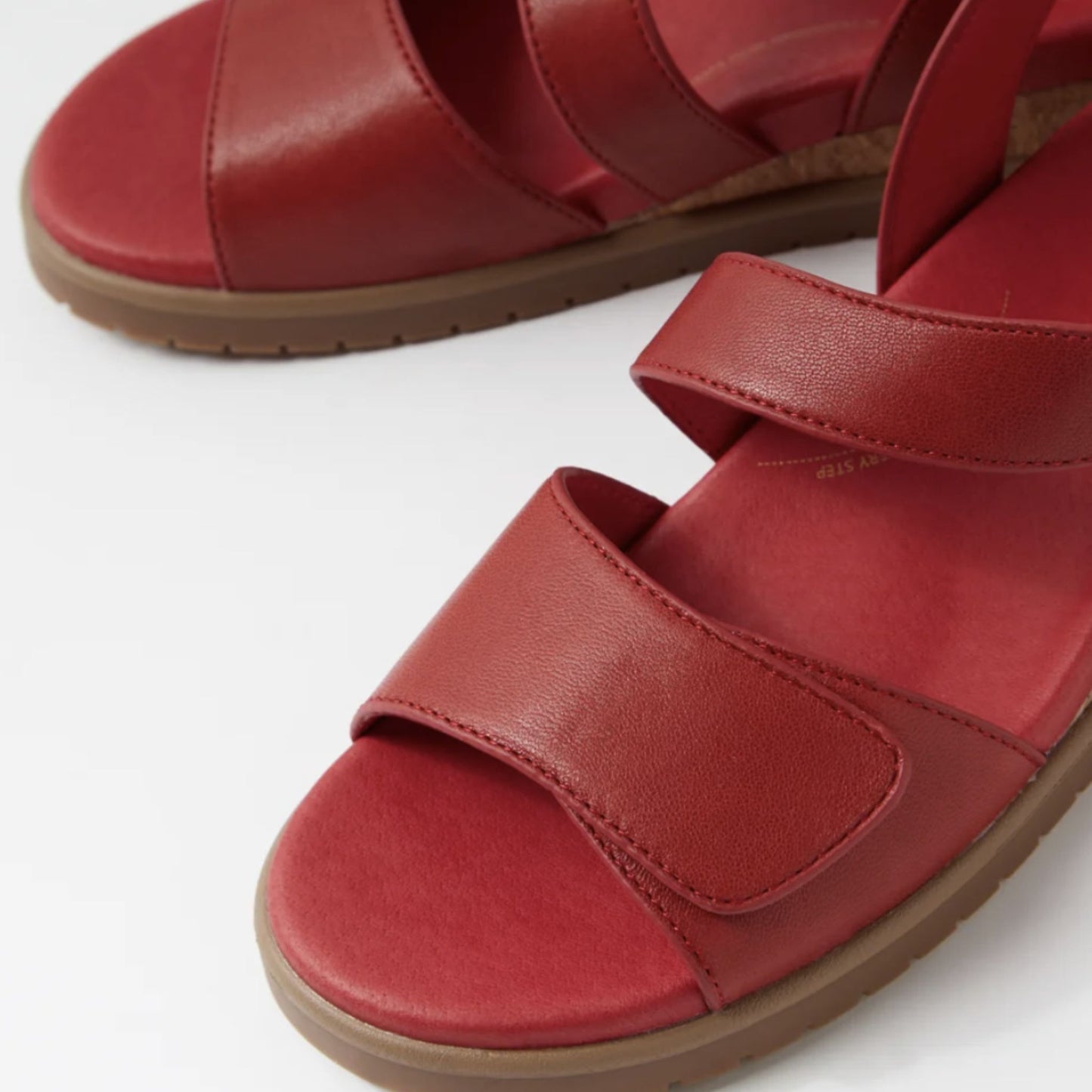 Ziera Vamsy W-ZR Red