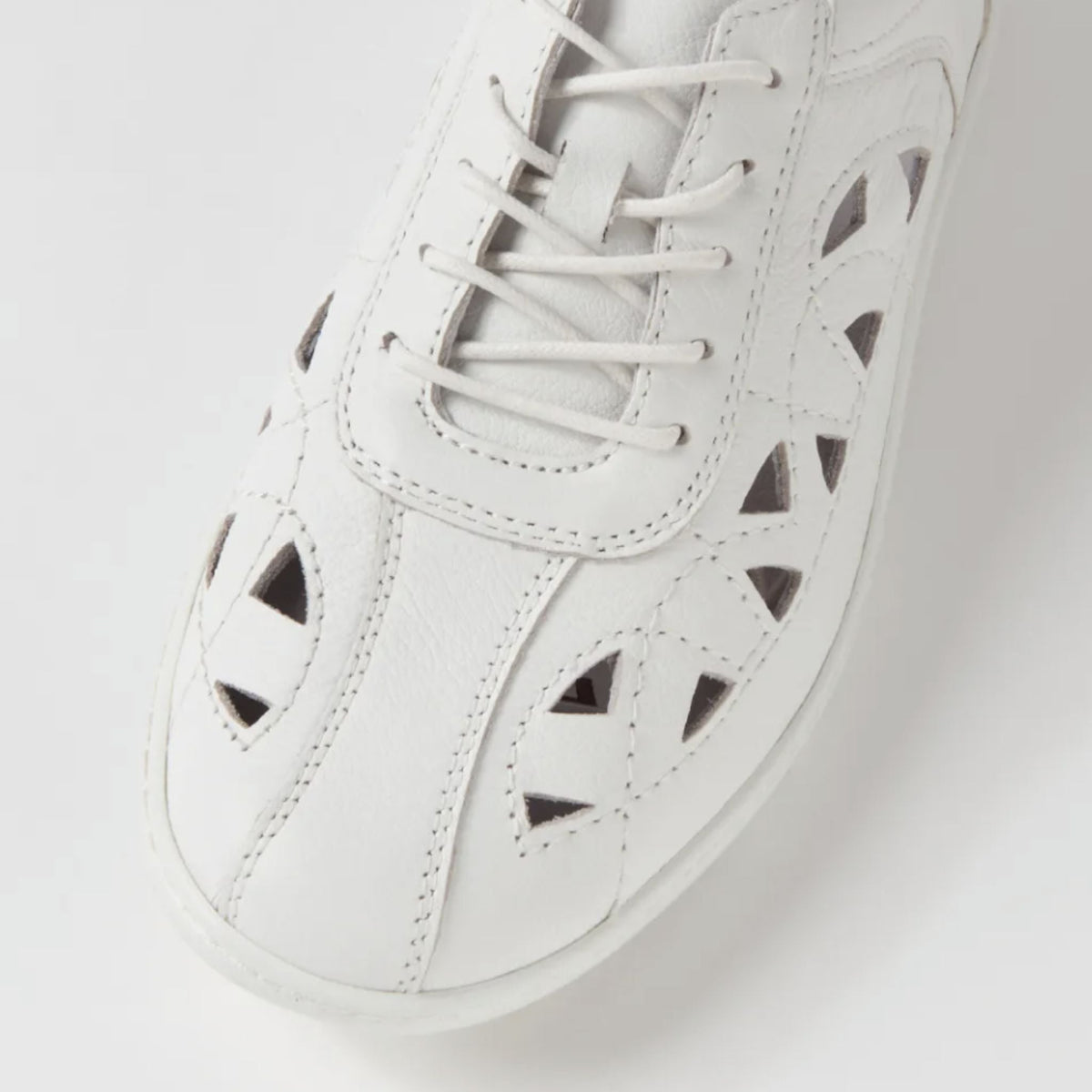 Ziera Watkin XF-ZR White - My Shoe Specialist & My School Shoes